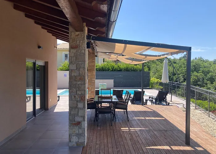 Gloria Vila Sarici (Istria)