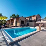 Villa Gloria *